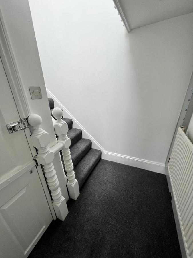 Lovely 2 Bedroom Flat With Roof Terrace In London Nw6 Zewnętrze zdjęcie