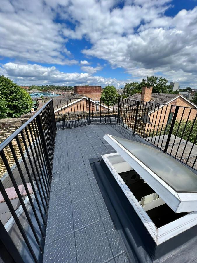 Lovely 2 Bedroom Flat With Roof Terrace In London Nw6 Zewnętrze zdjęcie